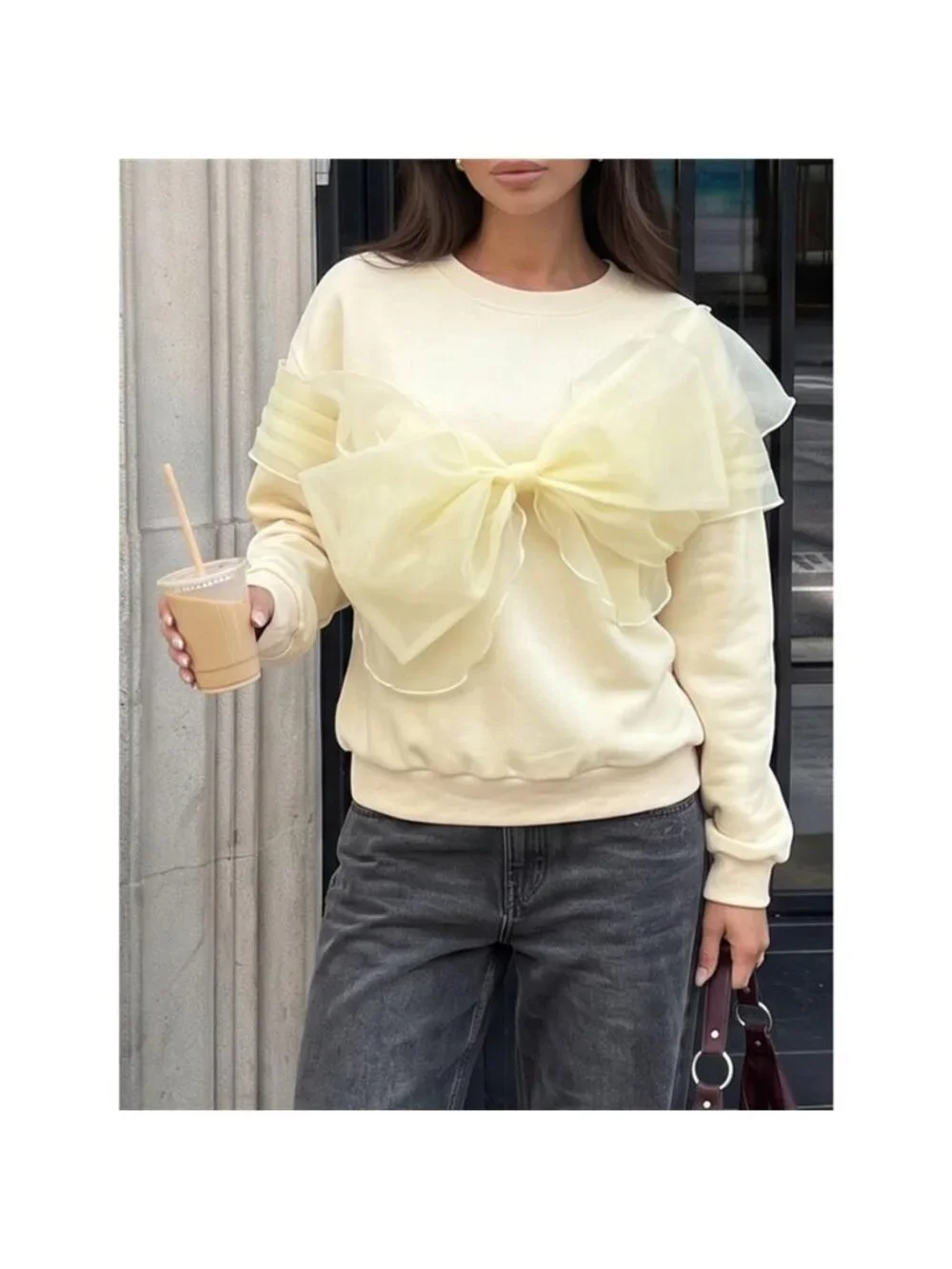 Bow Round Neck Long Sleeve Sweatshirt